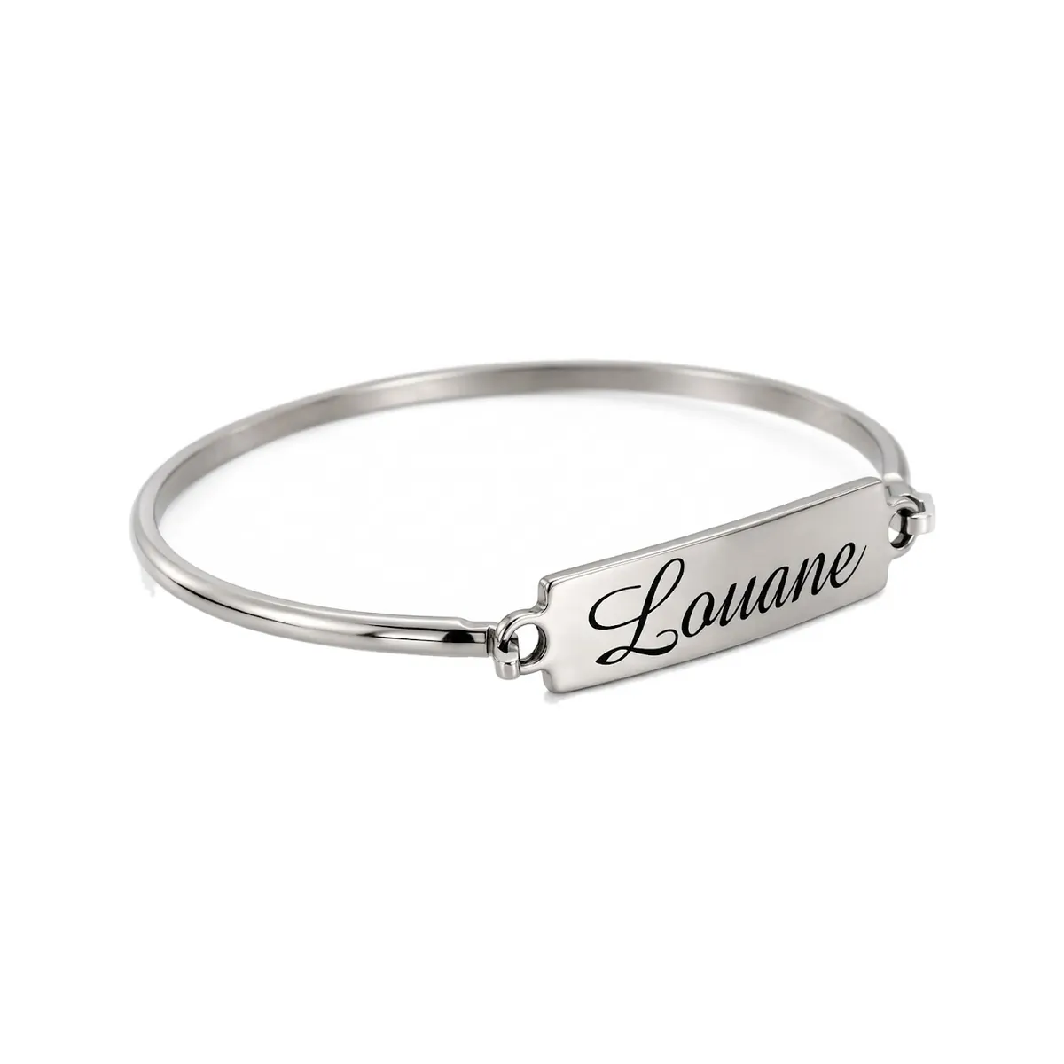 Bracelet jonc rectangle personnalisé en acier inoxydable, plaque gravée du prénom Louane, vue inclinée
