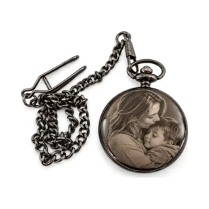 Montre à gousset personnalisée avec une photo gravée au recto